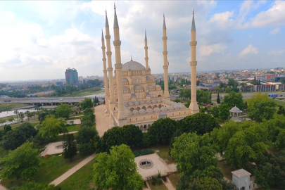 Adana’da cuma namazı saat kaçta? 22 Mayıs 2026 Adana cuma namazı vakti belli oldu