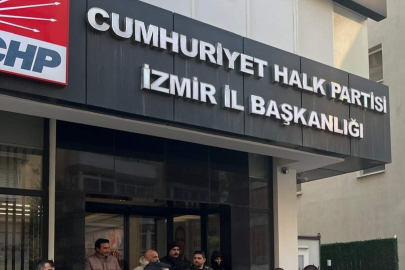 Butlan kararı, İzmir CHP'de bayramlaşma törenini iptal ettirdi