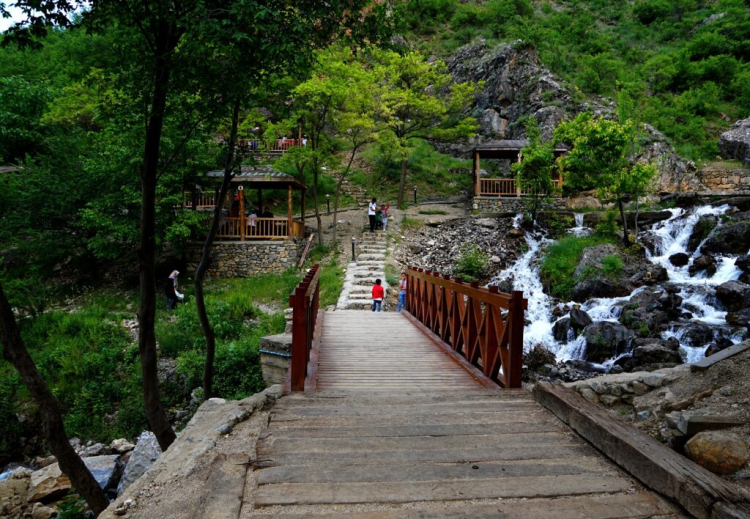 Derebağ Şelalesi