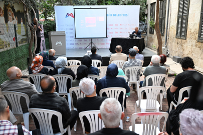 Mersin'de kent tarihine ışık tutan söyleşi: Hamidiye Kışlası'nın izleri konuşuldu