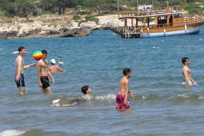 9 Günlük bayram tatili Mersin sahillerini canlandırdı