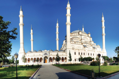 Adana namaz vakitleri 25 Mayıs 2026: Adana’da imsak, güneş, öğle, ikindi, akşam ve yatsı saatleri