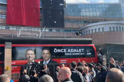 CHP Genel Merkezi önünde gergin anlar: Mahmut Tanal’dan “mafya bozuntuları” tepkisi