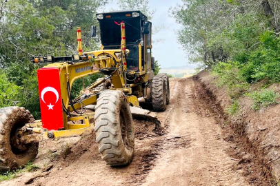 Karaisalı’da yağış alarmı: Yollar zarar gördü, ekipler seferber oldu