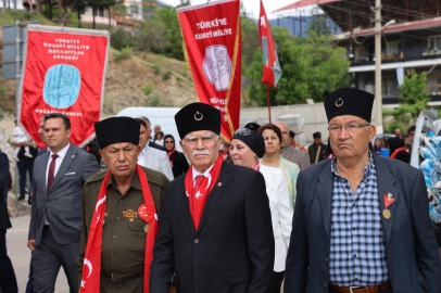 Pozantı’da tarihi gün: Kurtuluşun 106’ncı yılı görkemli törenlerle kutlandı