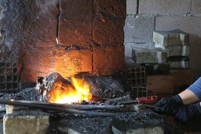 Adana’da sakatatçılar bayramda kelle ve paça mesaisi yapıyor