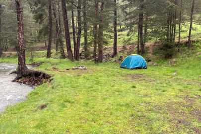 Bolu’da piknik yapan ailenin üzerine yıldırım düştü: 3 yaralı