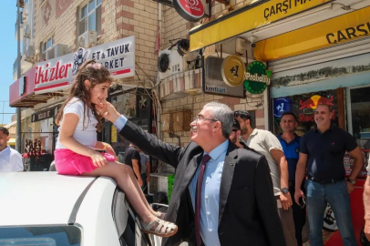 Karataş’ta bayram coşkusu paylaşıldı