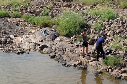 Şanlıurfa’da 13 yaşındaki çocuk dereye girince boğulma tehlikesi geçirdi