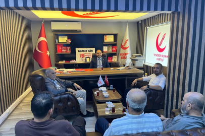 Yeniden Refah Partisi Adana İl Teşkilatında bayram sevinci yaşandı