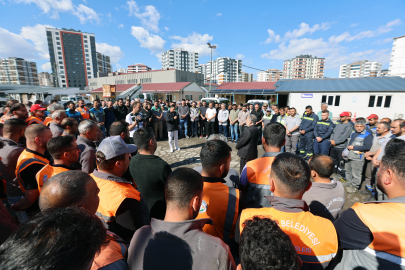 Başkan Yalçın’dan şantiye personeline teşekkür: "Bayramın yükünü omuzladınız"