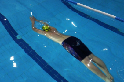 Ukrayna'daki savaştan olimpiyat hayallerine: 11 yaşındaki Cemil Can havuzda destan yazıyor