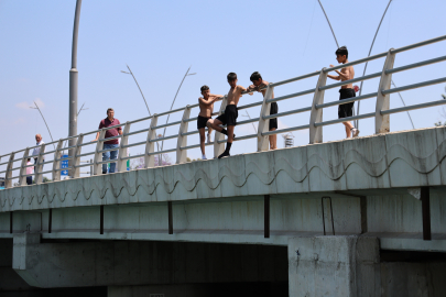 Adana'da termometreler 30 dereceyi aştı: Ölüm kanalları ve Seyhan Nehri yine doldu!