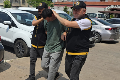Düğün hırsızı bu kez yaşlıları hedef aldı: ATM dolandırıcısı Adana’da kıskıvrak yakalandı