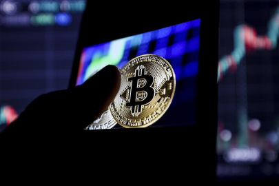 Bitcoin'de sert düşüş: Fiyat 2 ayın en düşük seviyesini gördü