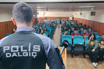 Adana’da dalgıç polislerden hayat kurtaran eğitim