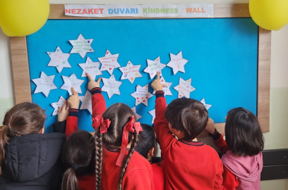 Kayseri'nin Kocasinan ilçeisnde Şehit Haldun Ateş İlkokulu eTwinning ile sınırları aştı: 5 ülkeden öğrenciler zorbalığa karşı birleşti
