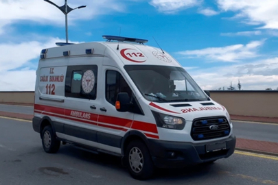 Sivas’ta feci kaza: İki araç kafa kafaya çarpıştı, 3 kişi öldü, biri ağır 2 kişi yaralandı