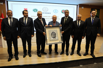 Cumhurbaşkanlığı Yüksek İstişare Kurulu Üyesi Çiçek: Yeteri kadar kaliteli kanun çıkaramıyoruz