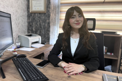 Avukat Kübra Pekel'den ATM uyarısı: "Kartı unuttuğunuz an bankayı aramazsanız borçtan siz sorumlusunuz"