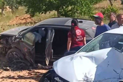 Gaziantep'te 2 otomobil çarpıştı: 5 yaralı