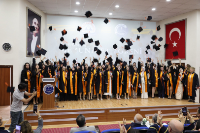 Erciyes Üniversitesi Turizm Fakültesi 17. dönem mezunlarını verdi