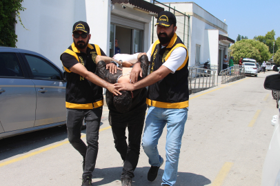 Genç kadını bıçaklayan zanlıdan şok ifade: “Görünce heyecanlandım, birden saldırdım, pişmanım”