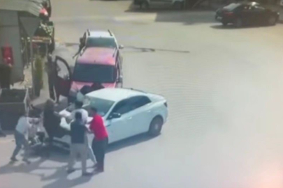 Ankara'da husumetli şahısların kavgası kamerada