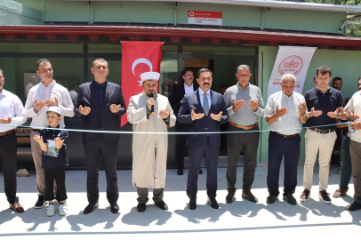 Hatay'da depremlerin ardından 130'uncu cami ibadete açıldı