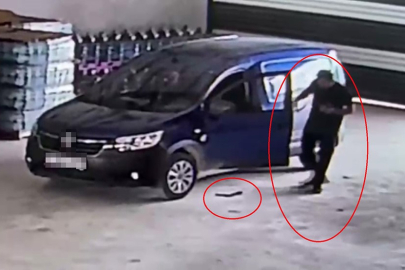Hatay'da araca giren yılan sürücüyü paniğe sürükledi! O anlar kamerada
