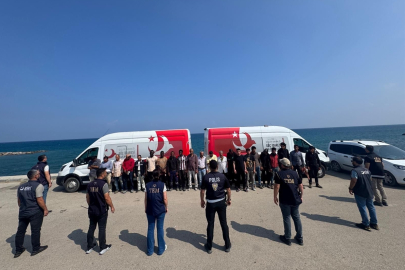 Hatay'da 21 yabancı uyruklu İl Göç İdaresi Müdürlüğüne götürüldü