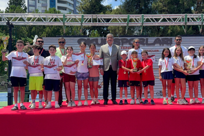 Küçükler ve Minikler Tenis Türkiye Birinciliği müsabakaları Adana'da tamamlandı