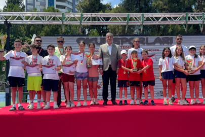 Küçükler ve Minikler Tenis Türkiye Birinciliği müsabakaları Adana'da tamamlandı