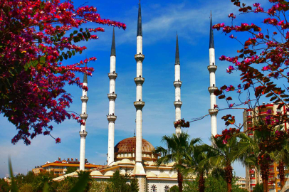 Mersin 14 Haziran Pazar namaz vakitleri belli oldu! İşte Mersin’de ezan saatleri