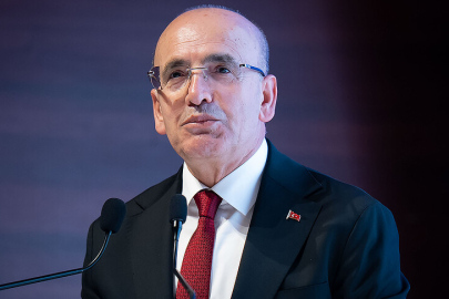 Bakan Şimşek'ten Türkiye ekonomisine güven mesajı: Küresel üretim merkezi olma çalışmalarımıza devam ediyoruz