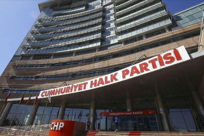 CHP'de dikkat çeken değişim: Grup başkanvekillerinin isimleri odalardan kaldırıldı