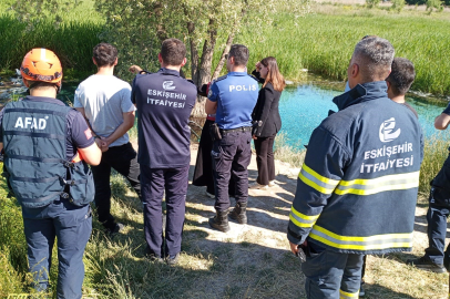 Sakarya Nehri'ne serinlemek için giren 18 yaşındaki gencin cenazesi çıktı