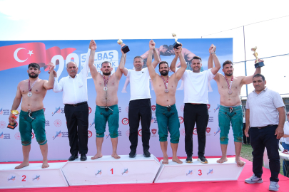 Salbaş Karakucak Güreşleri’nde Başpehlivan Mehmet Çelebi oldu
