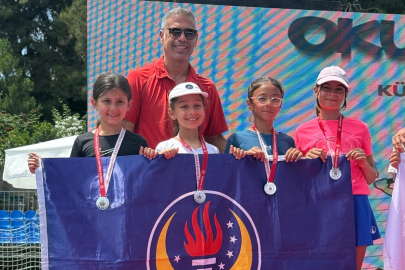 TED Adana Koleji Kız Tenis Takımı Türkiye ikincisi oldu