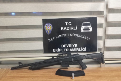 Kadirli ilçesinde asayiş uygulamalarında yakalanan 19 şüpheliden 8'i tutuklandı