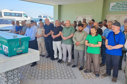Adana’da engel tanımayan çifti kaza ayırdı