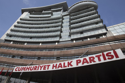 CHP’de kritik gün: Olağanüstü kurultay imzaları Genel Merkez’e teslim edildi