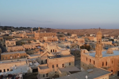 Midyat'ta kazı çalışmaları sırasında 1300 yıllık Süryanice yazıt bulundu
