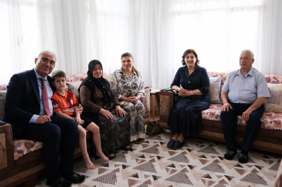 Süreyya Yavuz: Şehit aileleri milletimizin gönlünde müstesna bir yere sahiptir