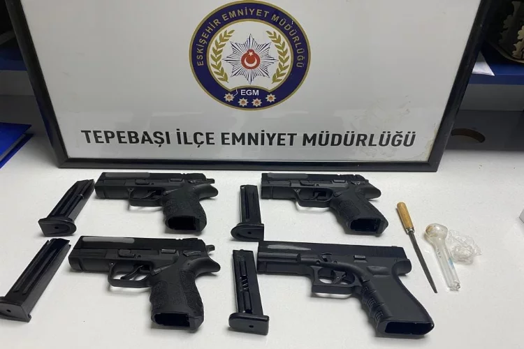 4 adet tabanca ile yakalanan şahıs tutuklandı