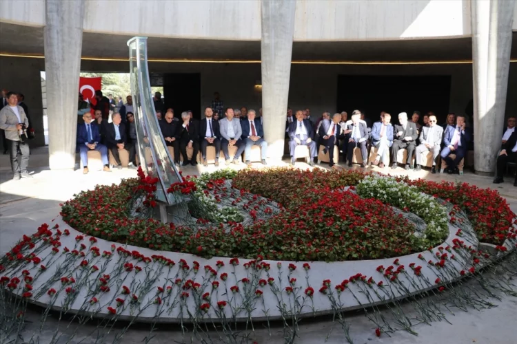 9. Cumhurbaşkanı Süleyman Demirel doğumunun 99. yılında mezarı başında anıldı