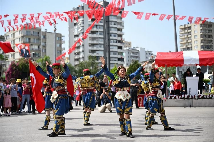Adana'da 23 Nisan Ulusal Egemenlik ve Çocuk Bayramı Coşkusu