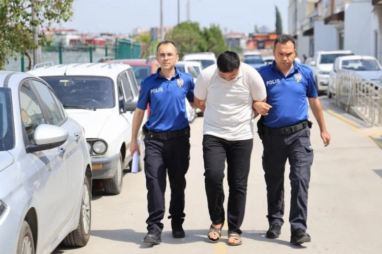 Adana'da 9 aylık hamile kadının ölümüyle sonuçlanan kazada otobüs şoförü tutuklandı