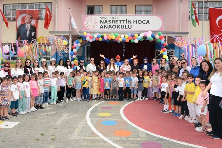 Adana'da çocuklar geleneği yaşattı, "Unutulmayan Geleneksel Çocuk Oyunları Şenliği" ile eğlendi