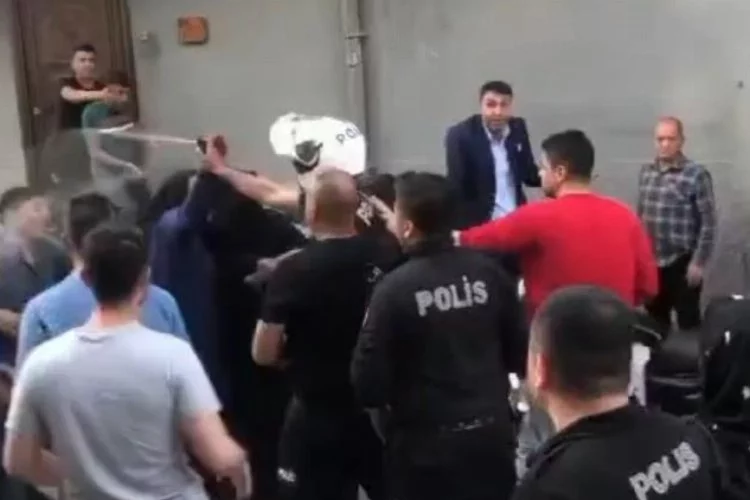 Adana'da muhtarlık kavgası: Polis müdahale etti